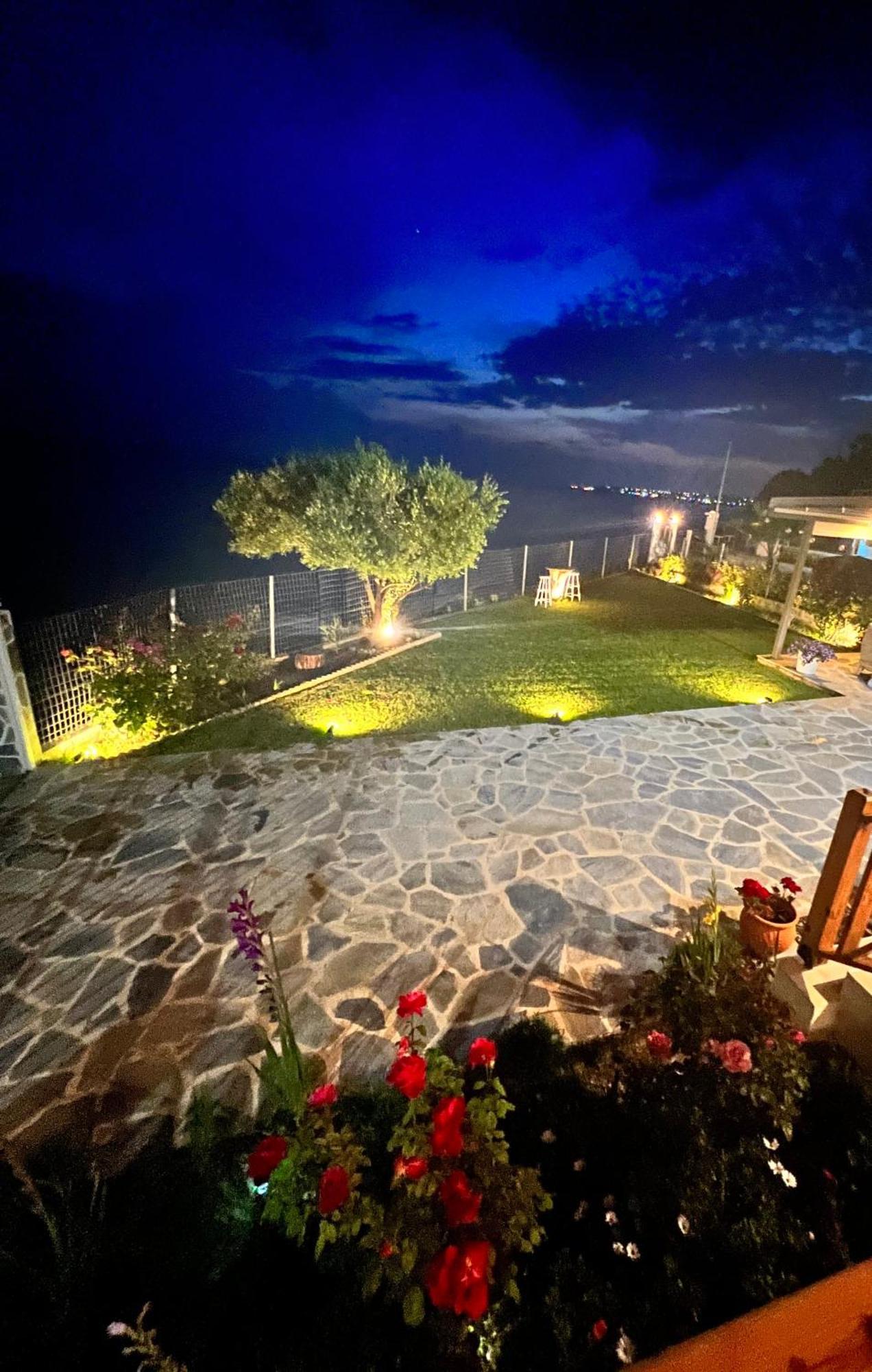 Beachfront Villa Athina Vergia Exterior foto